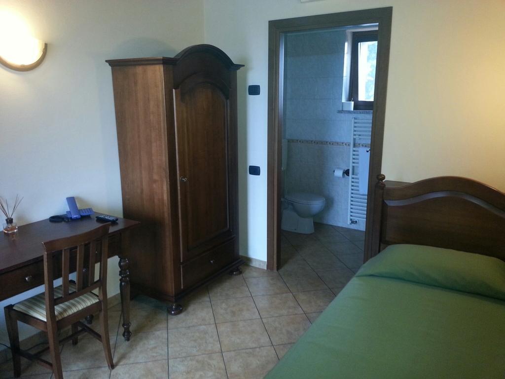 Agriturismo Cascina del Peso Leinì Habitación foto